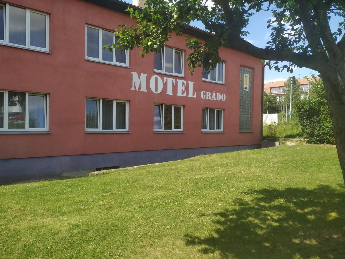 Motel Grado Prag Eksteriør billede