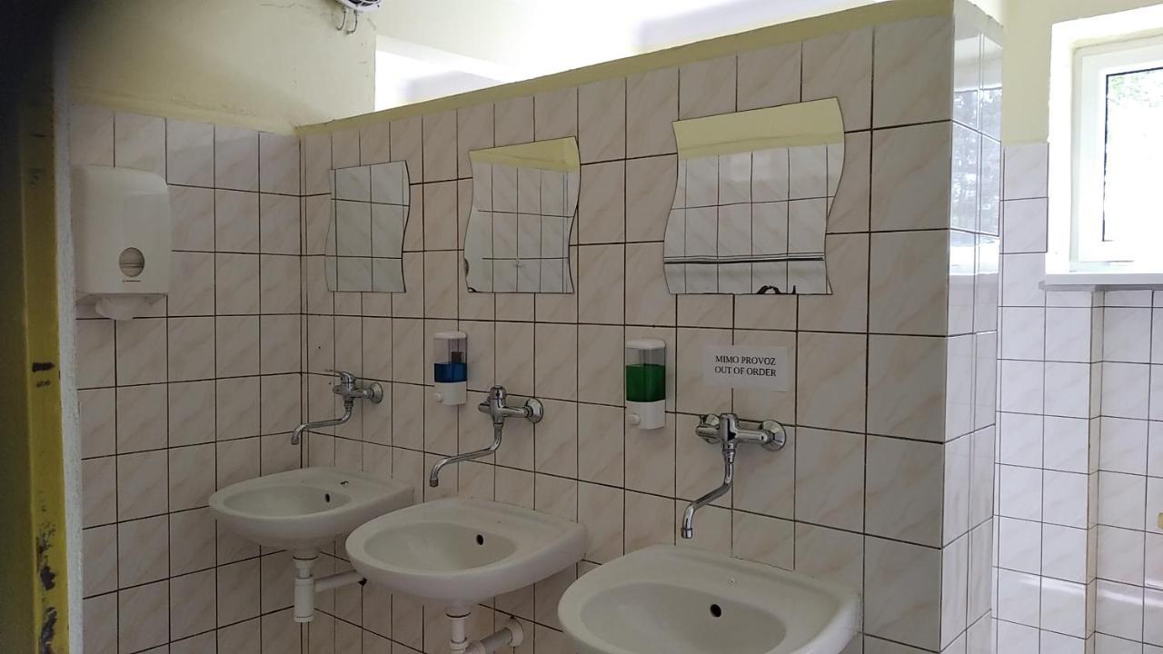 Motel Grado Prag Eksteriør billede
