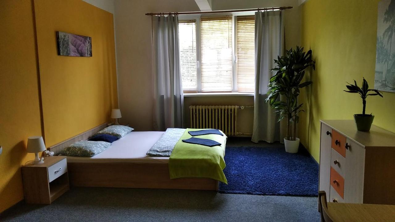 Motel Grado Prag Værelse billede