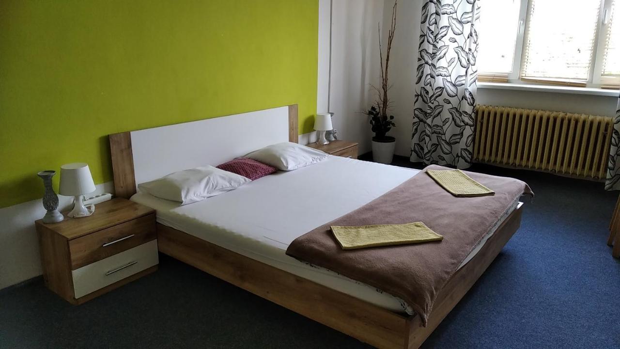 Motel Grado Prag Værelse billede