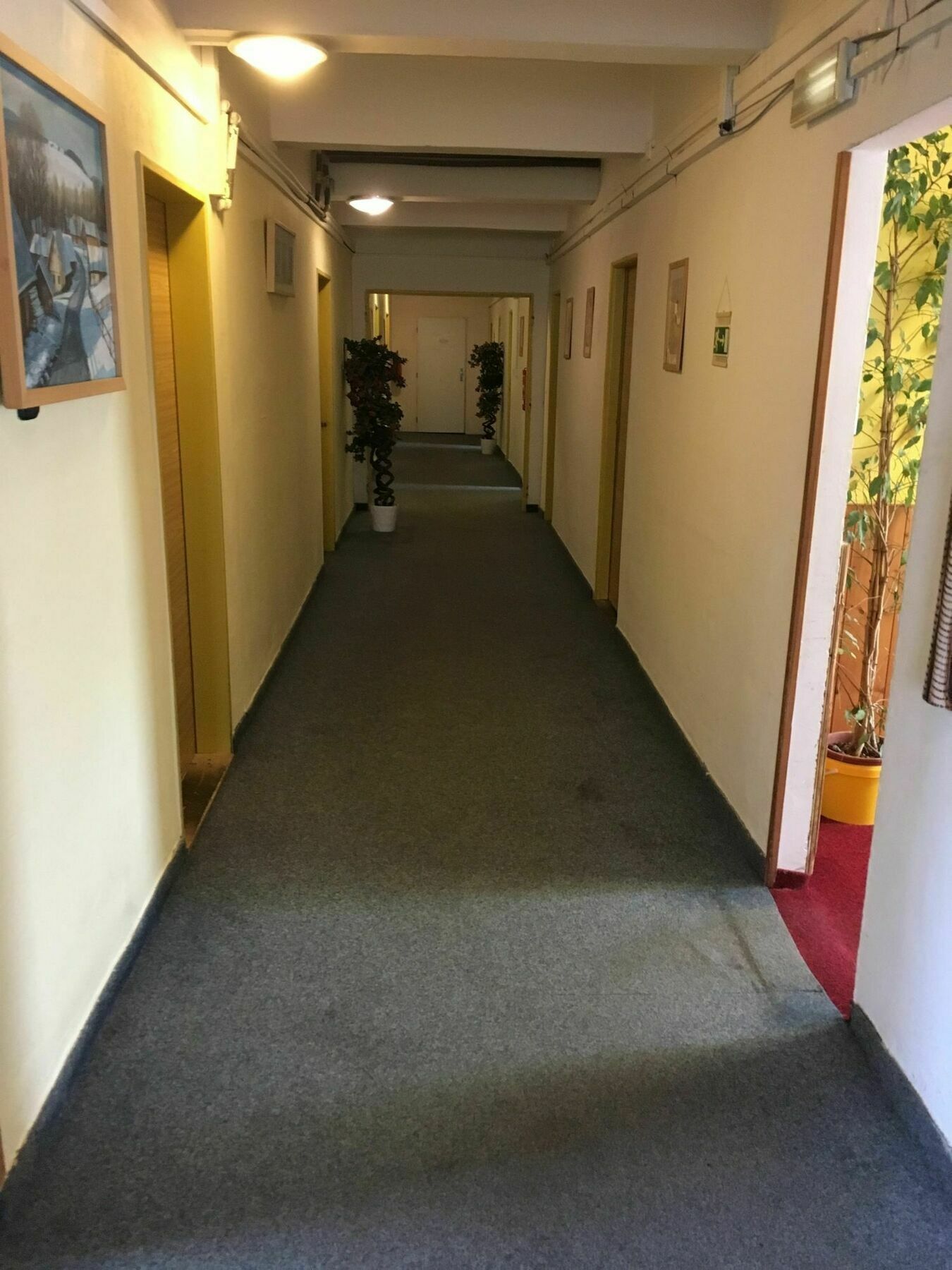 Motel Grado Prag Eksteriør billede
